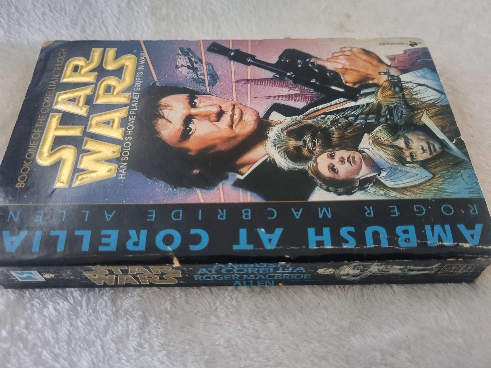 Star Wars: Ambush at Corellia - Roger MacBride Allen