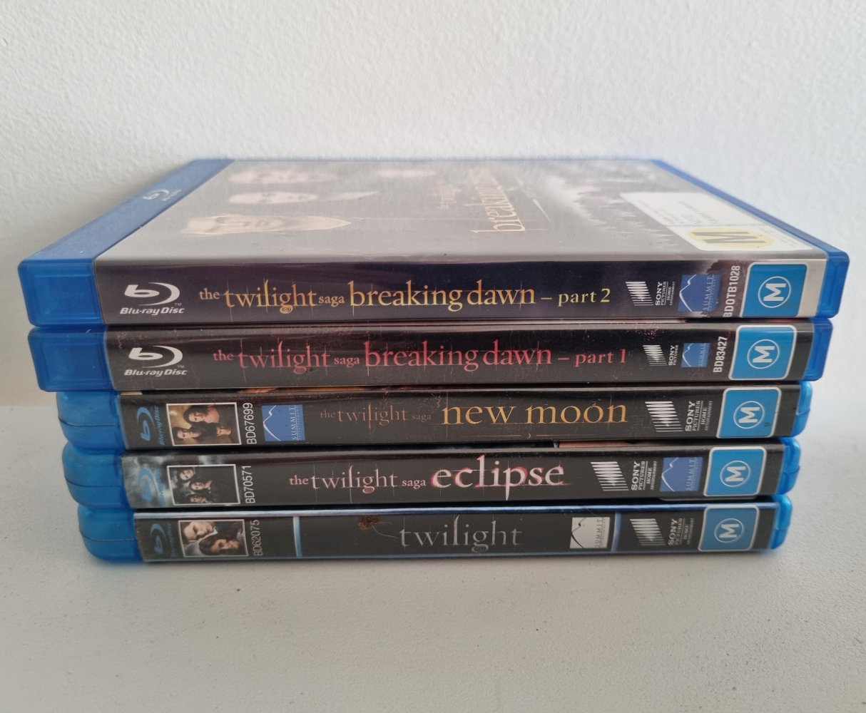 Twilight - The Complete 5 Movie Collection - 2008 (Blu Ray)