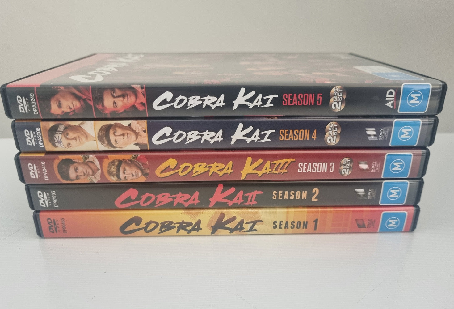 Cobra Kai - Seasons 1-5 (DVD)