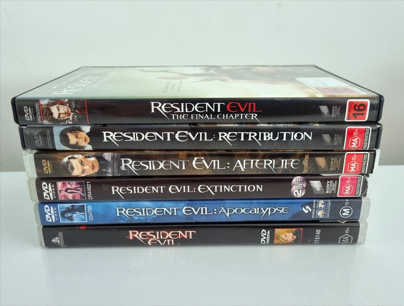 Resident Evil Complete Movie Collection 1-6 - 2002 (DVD)