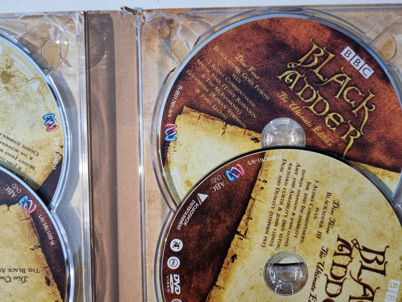 Blackadder The Ultimate Edition Remastered (DVD)