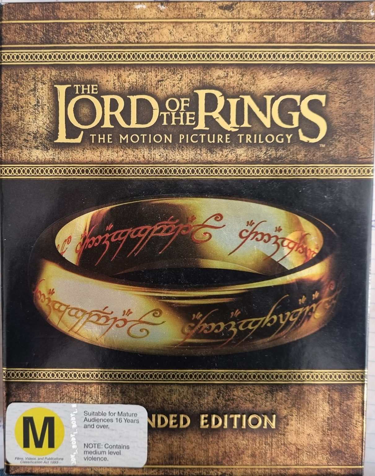 Lord of the Rings Trilogy Extended Versions: 15 discs (Blu Ray) Default Title
