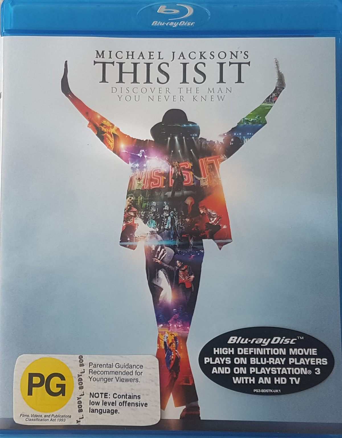 Michael Jackson's: This is It Blu Ray w/ booklet