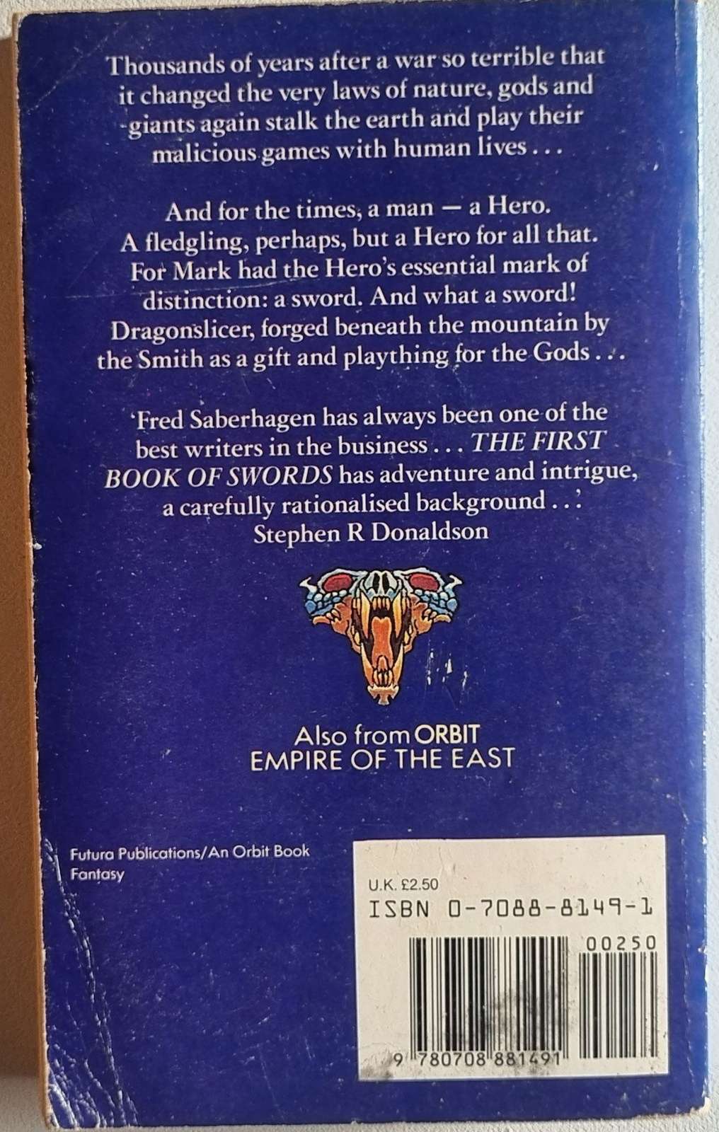 The First Book of Swords - Fred Saberhagen