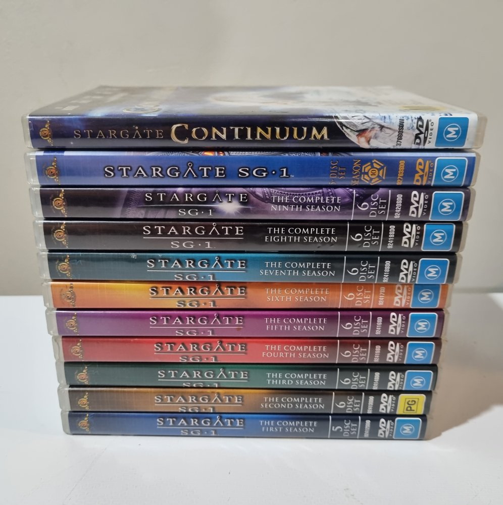 Stargate SG1 - Complete Series - Includes Continuum (DVD)