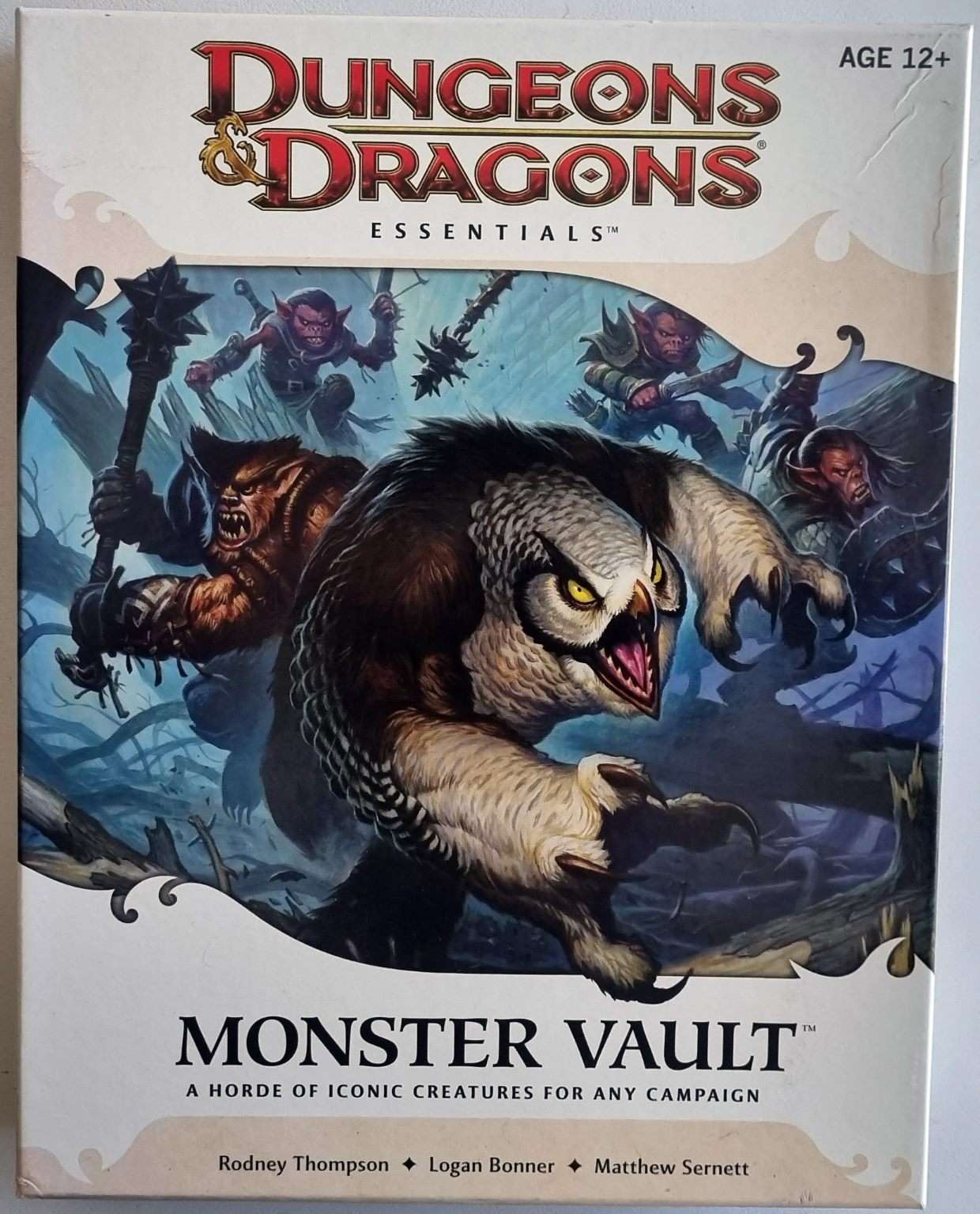 Dungeons and Dragons Essentials - Monster Vault (4e) Default Title