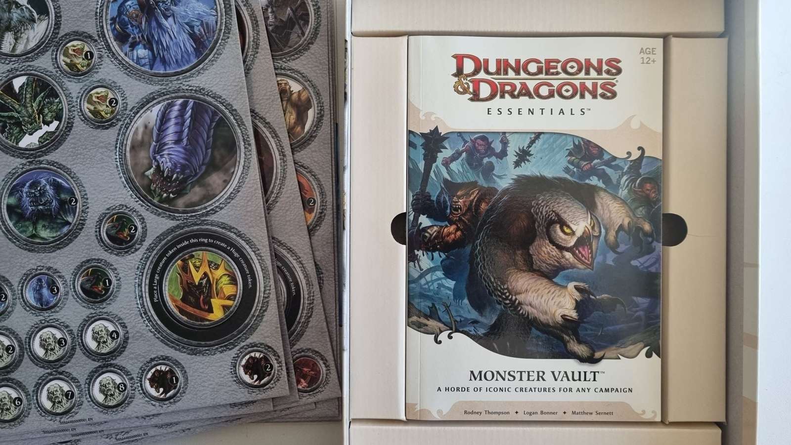 Dungeons and Dragons Essentials - Monster Vault (4e) Default Title