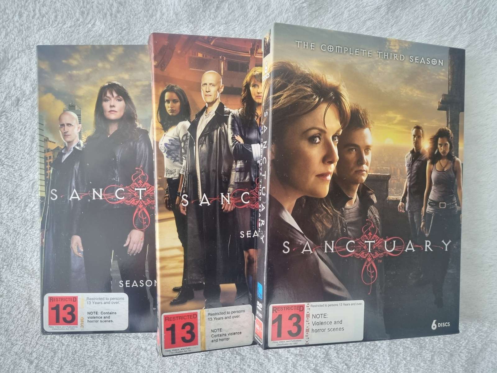 Sanctuary Season 1, 2, 3