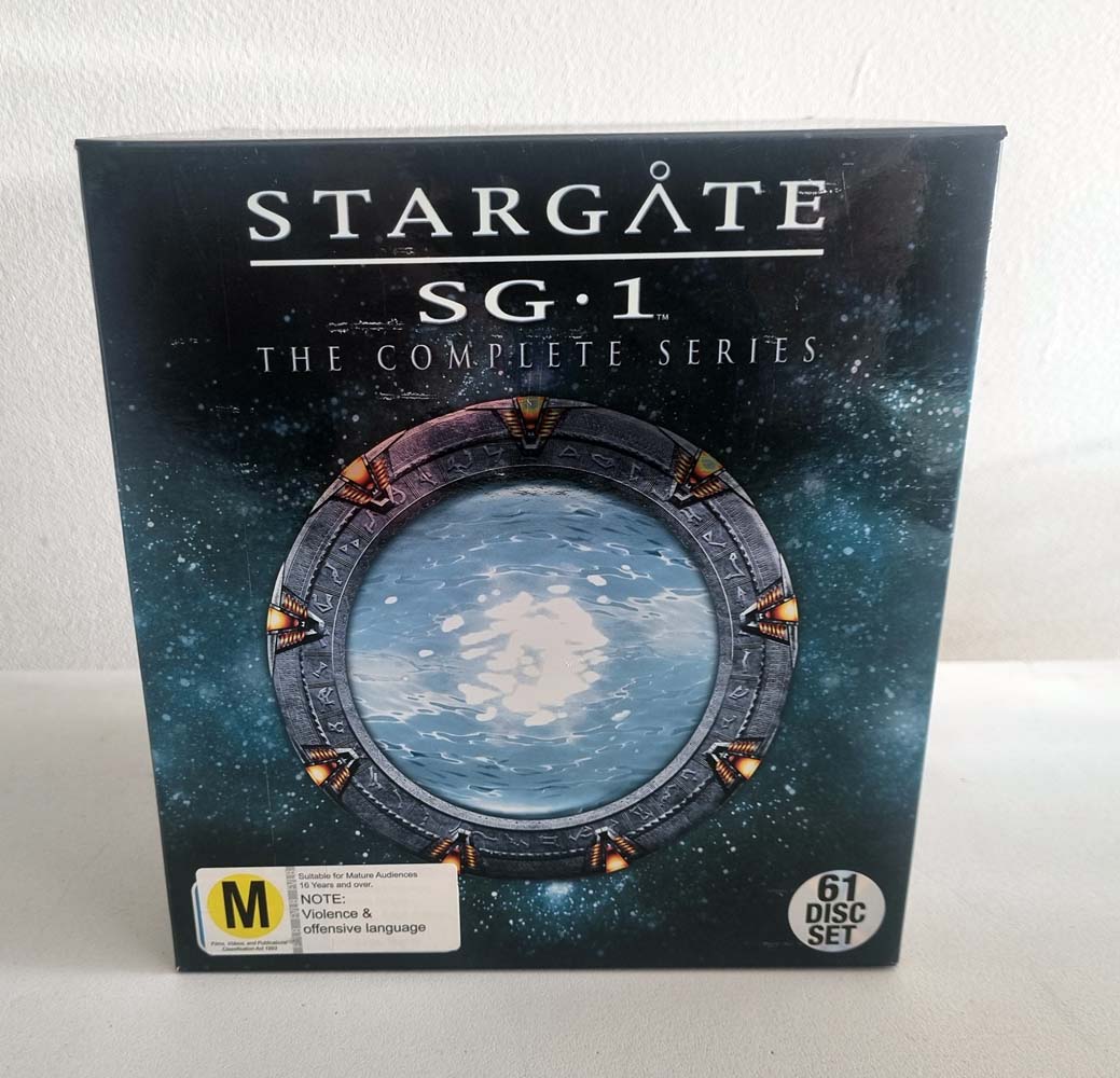 Stargate SG1 - Complete Series (Includes Ark of Truth & Continuum (DVD)