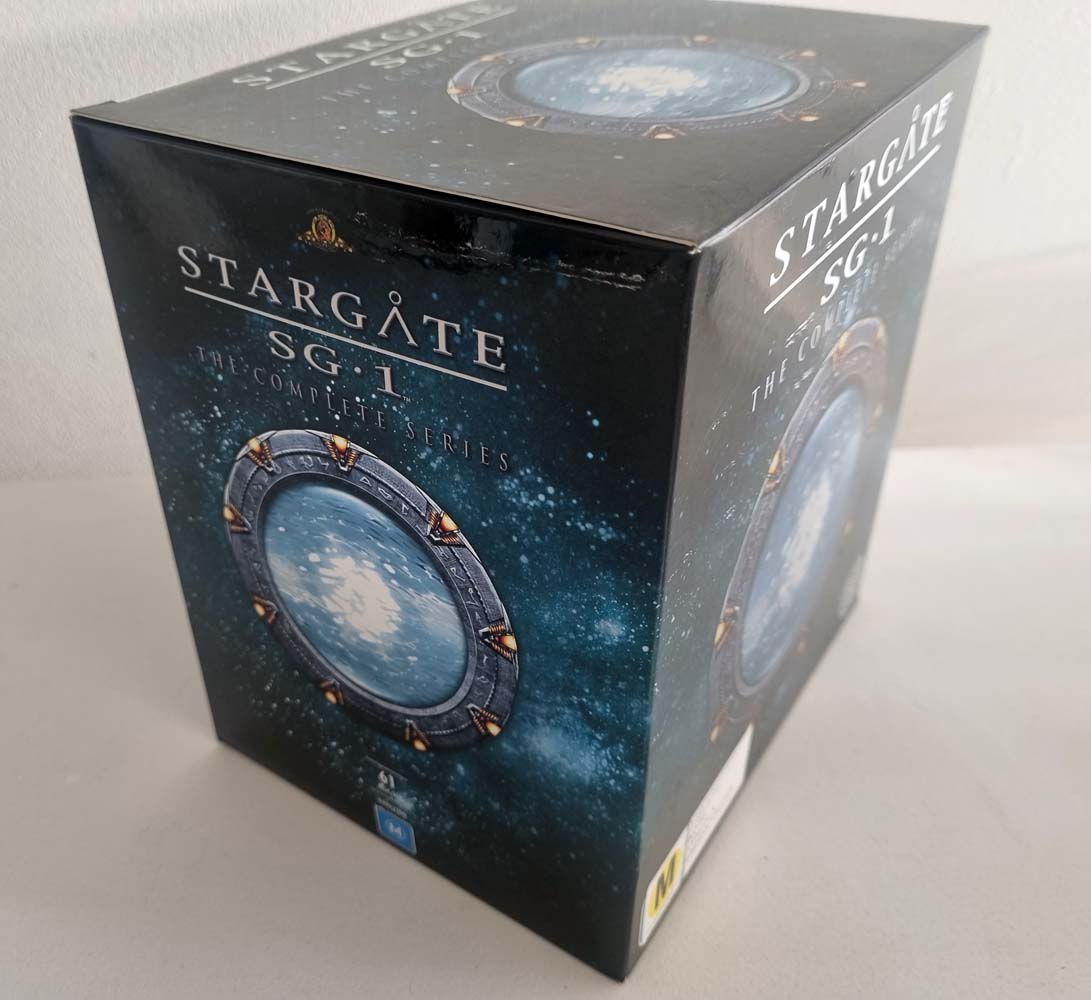 Stargate SG1 - Complete Series (Includes Ark of Truth & Continuum (DVD)