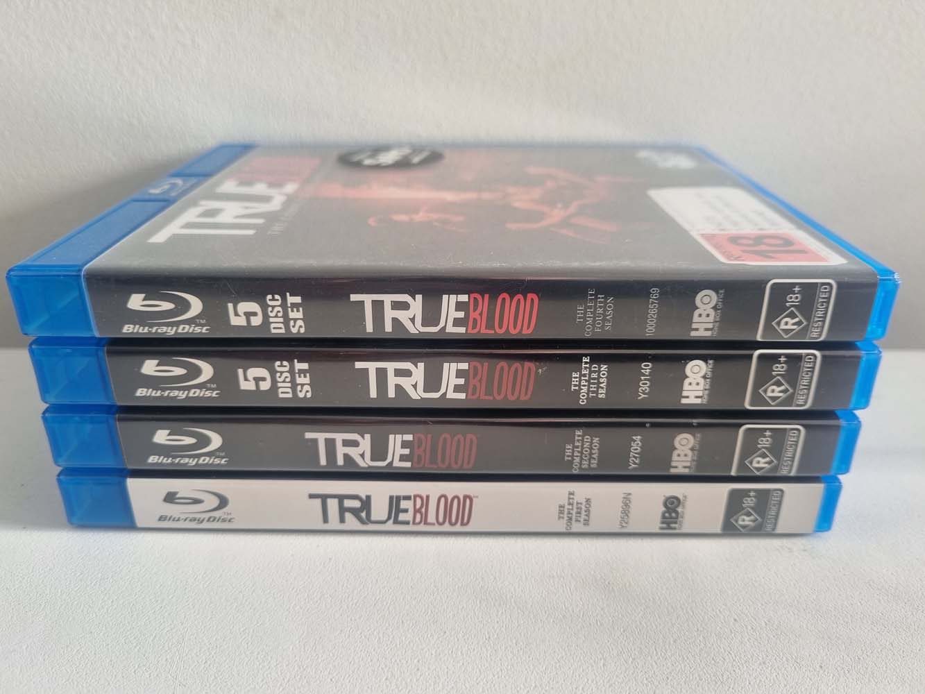 True Blood Seasons 1, 2, 3, 4 (Blu Ray)