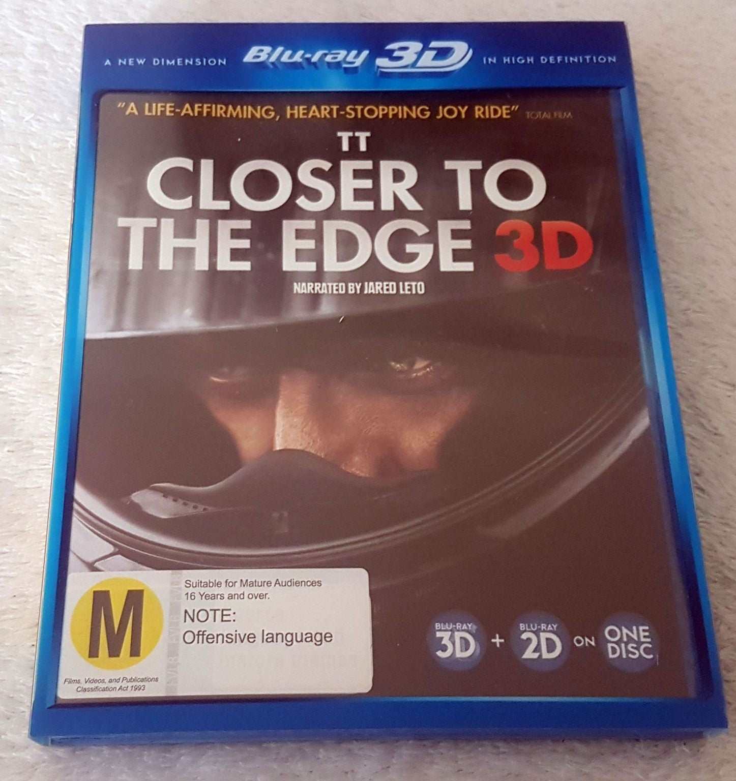 TT3D: Closer to the Edge (Blu Ray) 3D + 2D Default Title