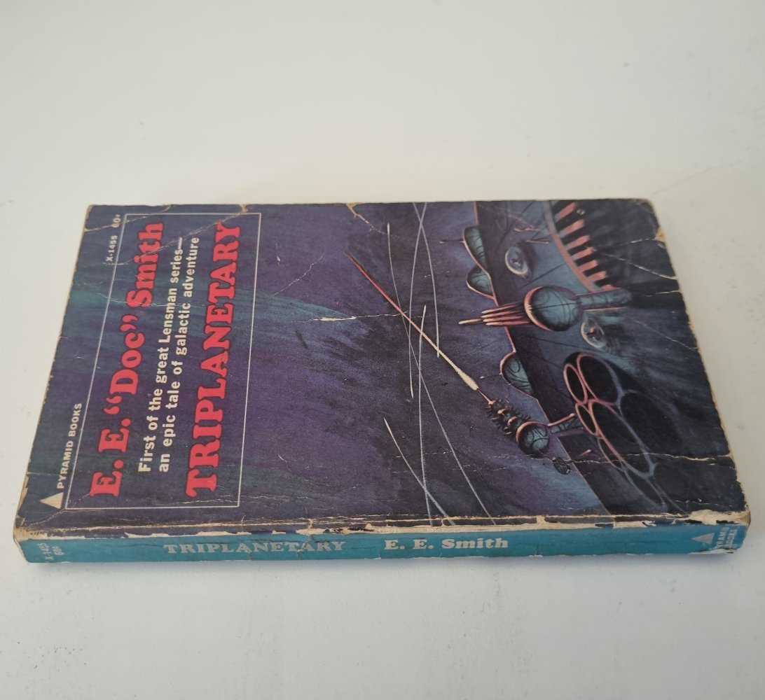 Triplanetary - E.E. Doc Smith - Vinyl Kitchen